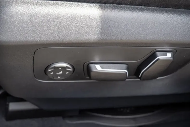 BMW 520 (Seria 5) din 2025 cu 21.407 km - oferta BMW229334 - foto 21