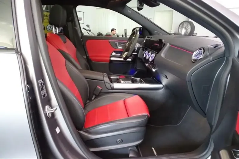 Mercedes-Benz GLA 45 AMG (Clasa GLA) din 2023 cu 37.202 km - oferta MER229336 - foto 11