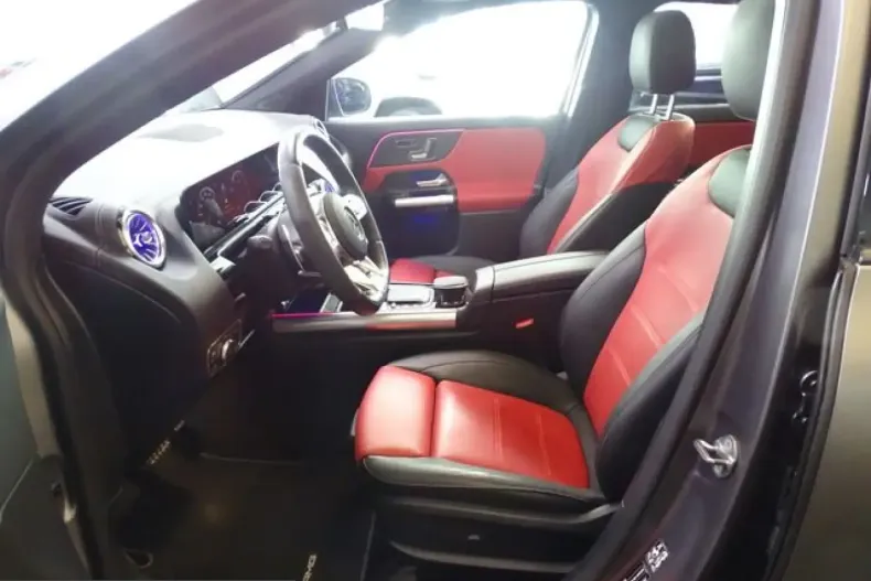 Mercedes-Benz GLA 45 AMG (Clasa GLA) din 2023 cu 37.202 km - oferta MER229336 - foto 22