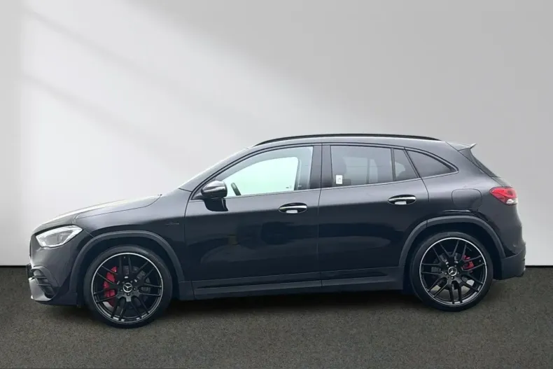 Mercedes-Benz GLA 45 AMG (Clasa GLA) din 2025 cu 4.900 km - oferta MER229337 - foto 2
