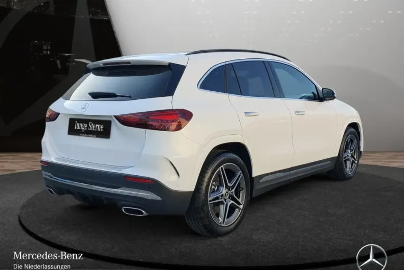 Mercedes-Benz GLA 220 (Clasa GLA) din 2025 cu 5.732 km - oferta MER229342 - foto 5