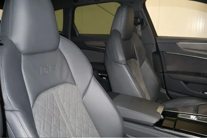 Audi RS6 din 2023 cu 61.700 km - oferta AUD229343 - foto 7