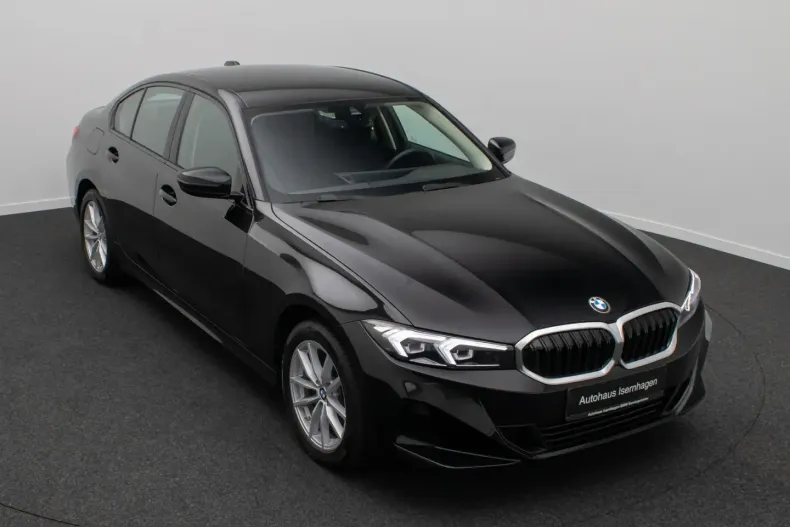 BMW 318 din 2024 cu 46.059 km - oferta BMW229345 - foto 3