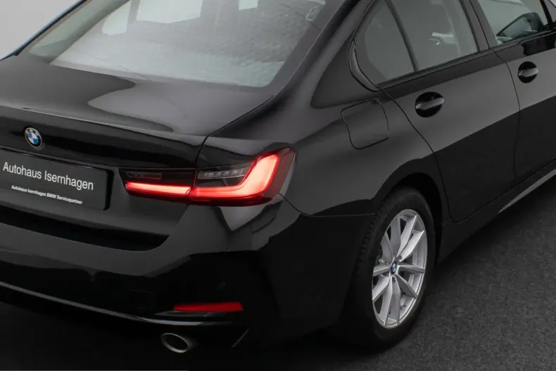 BMW 318 din 2024 cu 46.059 km - oferta BMW229345 - foto 16
