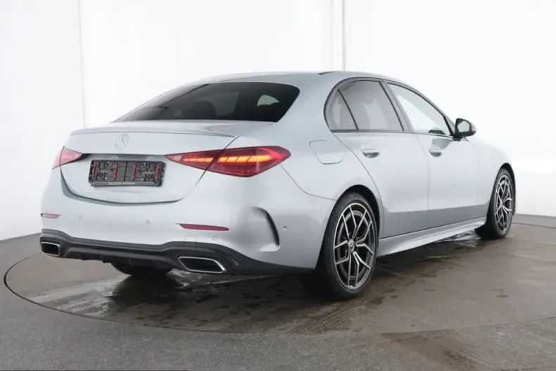 Mercedes-Benz C 200 (Clasa C) din 2025 cu 12.738 km - oferta MER229348 - foto 3