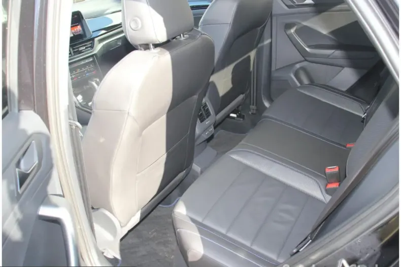 Volkswagen T-Roc din 2025 cu 7.699 km - oferta VOL229372 - foto 11