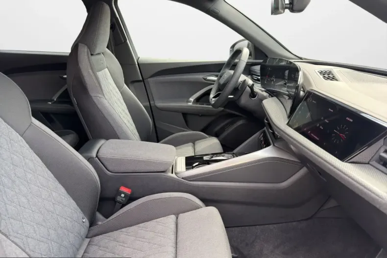 Audi Q5 din 2025 cu 20.106 km - oferta AUD229391 - foto 13