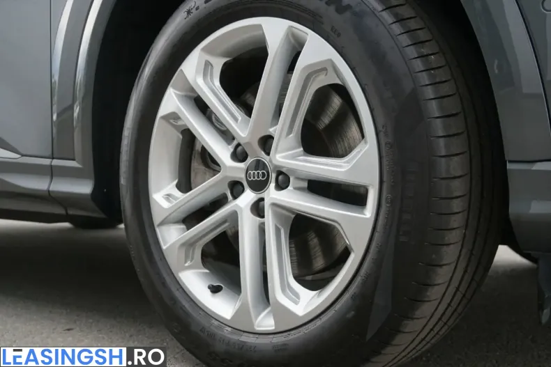 Audi Q5 din 2025 cu 10.652 km - oferta AUD229394 - foto 11