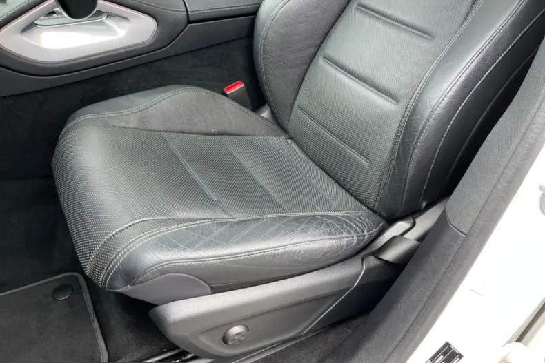 Mercedes-Benz GLE 350 (Clasa GLE) din 2024 cu 34.100 km - oferta MER229399 - foto 19