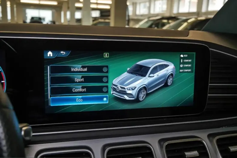 Mercedes-Benz GLE 350 (Clasa GLE) din 2024 cu 29.987 km - oferta MER229401 - foto 18