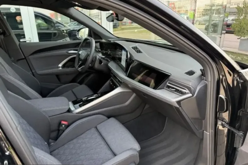 Audi Q5 din 2025 cu 7.000 km - oferta AUD229406 - foto 10