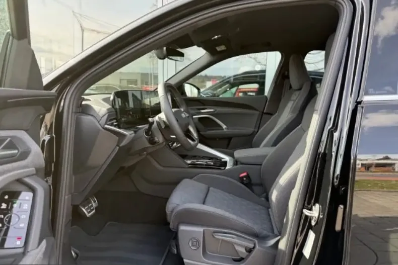 Audi Q5 din 2025 cu 7.000 km - oferta AUD229406 - foto 23