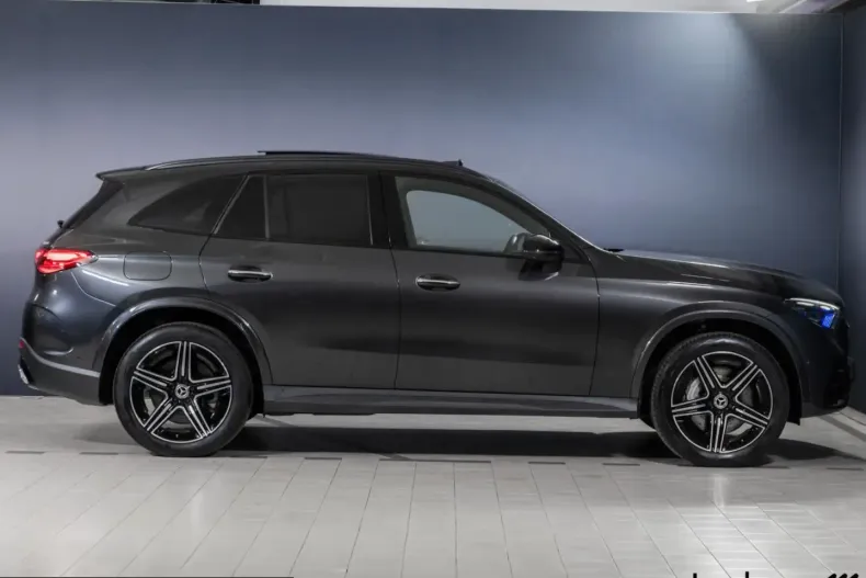 Mercedes-Benz GLC 300 (Clasa GLC) din 2023 cu 28.414 km - oferta MER229411 - foto 4