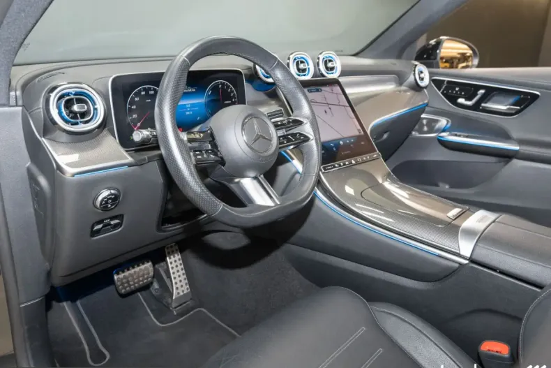 Mercedes-Benz GLC 300 (Clasa GLC) din 2023 cu 28.414 km - oferta MER229411 - foto 12
