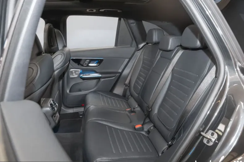 Mercedes-Benz GLC 300 (Clasa GLC) din 2023 cu 28.414 km - oferta MER229411 - foto 16