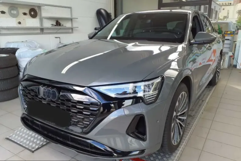 Audi Q8 din 2023 cu 30.593 km - oferta AUD229415 - foto 1