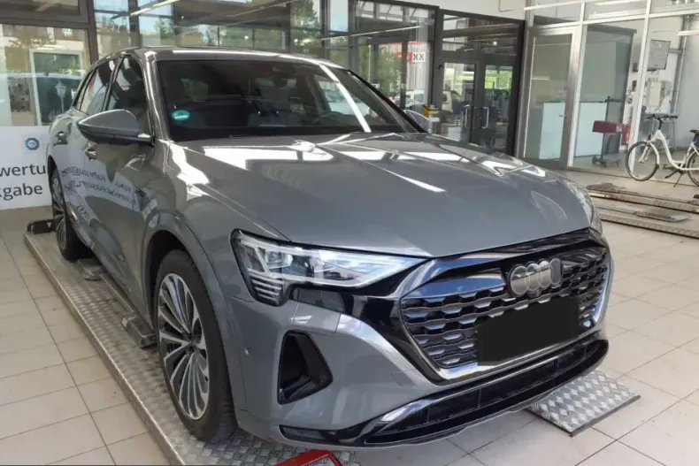 Audi Q8 din 2023 cu 30.593 km - oferta AUD229415 - foto 2