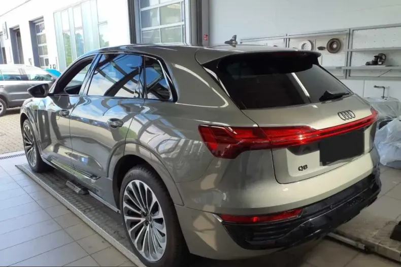 Audi Q8 din 2023 cu 30.593 km - oferta AUD229415 - foto 3
