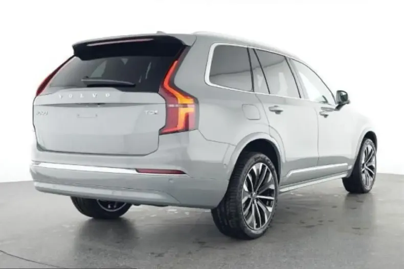 Volvo XC90 din 2025 cu 26.686 km - oferta VOL229418 - foto 2