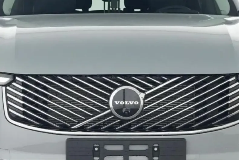 Volvo XC90 din 2025 cu 26.686 km - oferta VOL229418 - foto 5