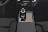 Volvo XC90 din 2025 cu 26.686 km - oferta VOL229418 - foto 9