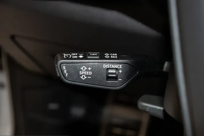 Audi Q5 din 2025 cu 6.436 km - oferta AUD229419 - foto 17