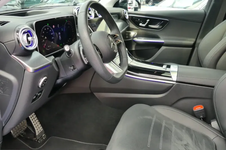 Mercedes-Benz GLC 300 (Clasa GLC) din 2025 cu 8.040 km - oferta MER229428 - foto 13