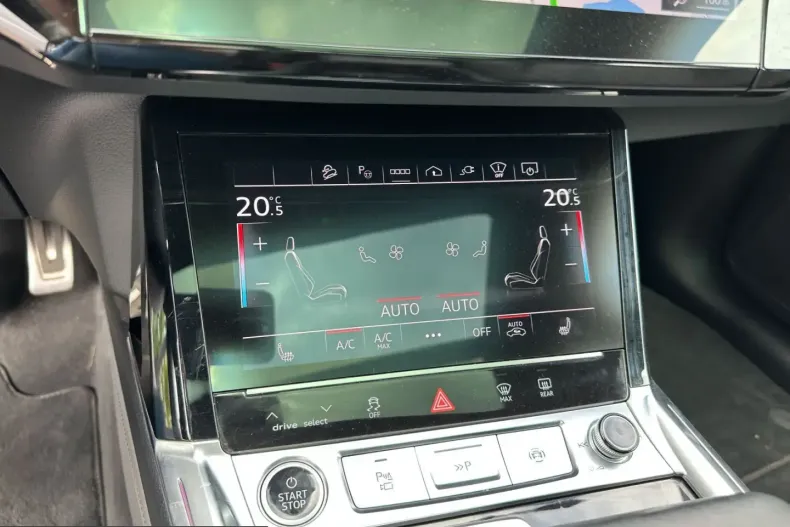 Audi Q8 din 2023 cu 44.720 km - oferta AUD229429 - foto 12