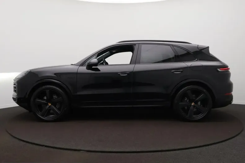 Porsche Cayenne din 2025 cu 22.000 km - oferta POR229431 - foto 8