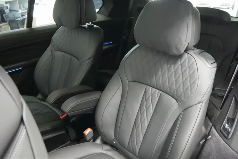 BMW X7 (Seria X) din 2025 cu 1.986 km - oferta BMW229433 - foto 11