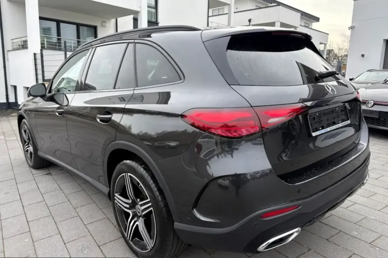 Mercedes-Benz GLC 220 (Clasa GLC) din 2024 cu 37.365 km - oferta MER229442 - foto 3