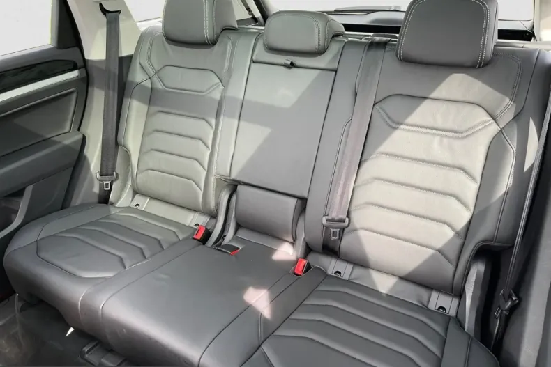 Volkswagen Touareg din 2025 cu 19.980 km - oferta VOL229443 - foto 10