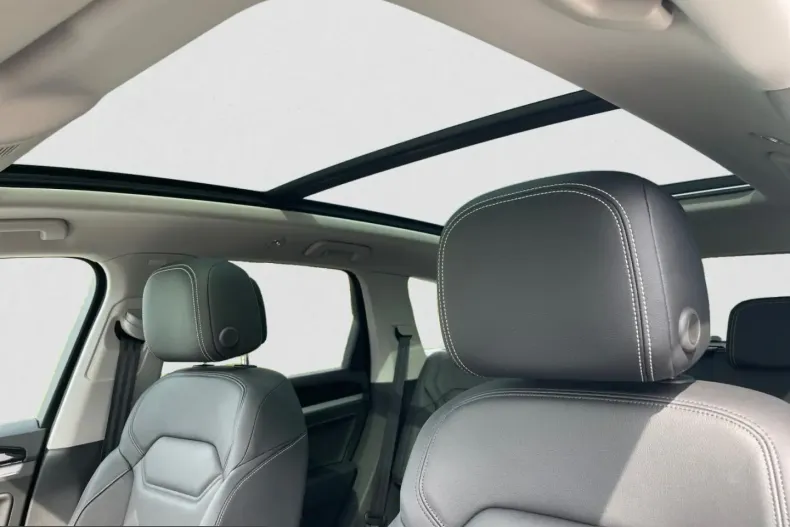 Volkswagen Touareg din 2025 cu 19.980 km - oferta VOL229443 - foto 14