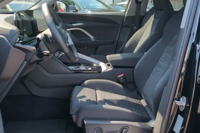 Audi Q5 din 2025 cu 27.743 km - oferta AUD229444 - foto 17