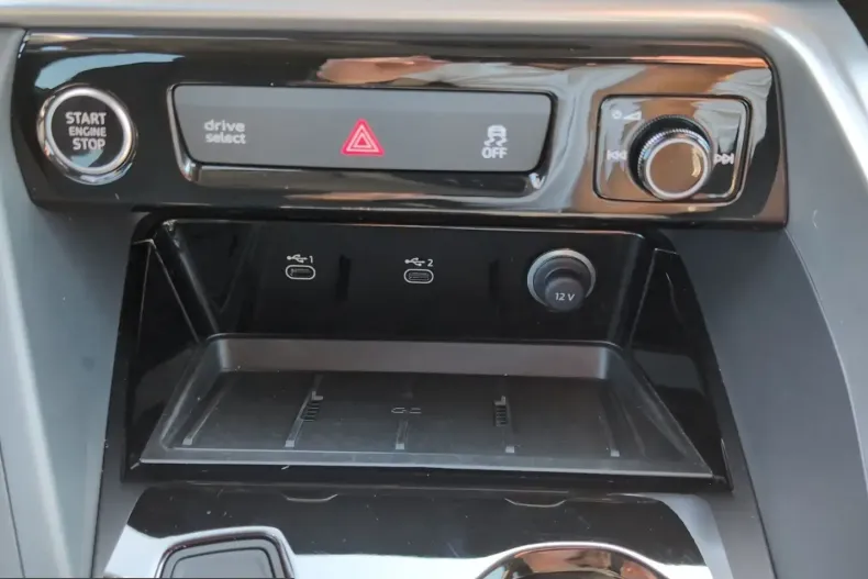 Audi Q5 din 2025 cu 27.743 km - oferta AUD229444 - foto 23