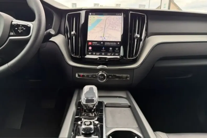 Volvo XC60 din 2024 cu 46.500 km - oferta VOL229445 - foto 13