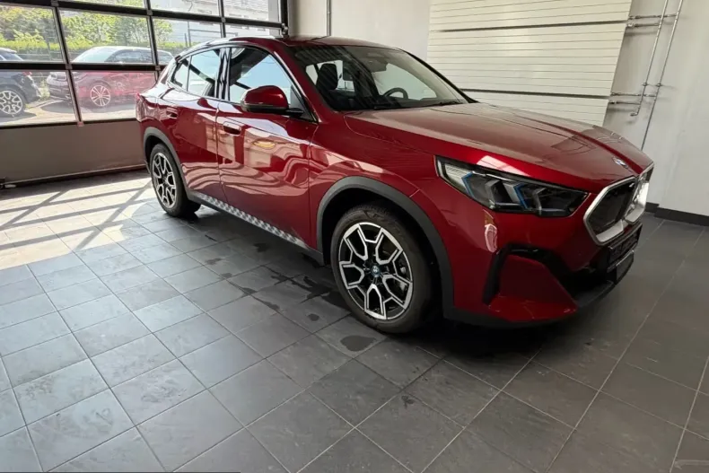 BMW iX2 (Seria X) din 2025 cu 26.980 km - oferta BMW229447 - foto 5