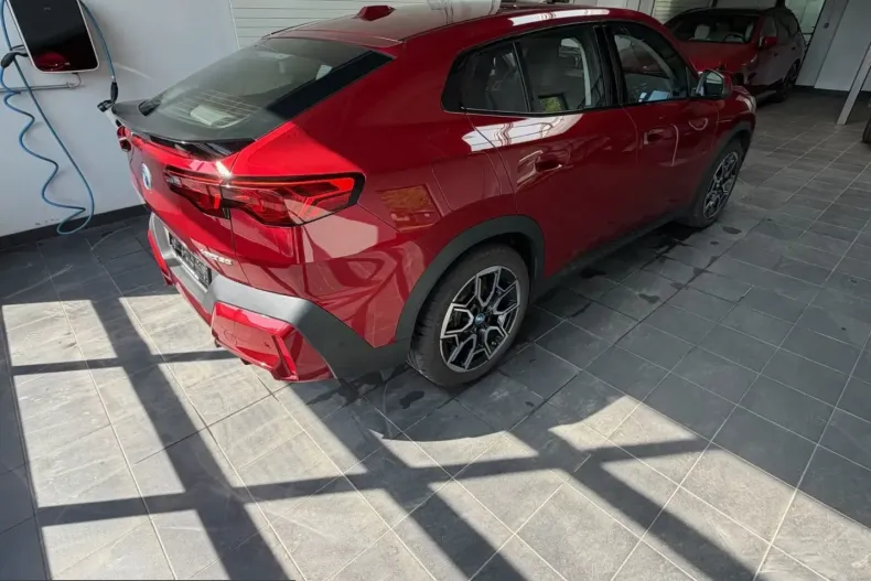 BMW iX2 (Seria X) din 2025 cu 26.980 km - oferta BMW229447 - foto 7