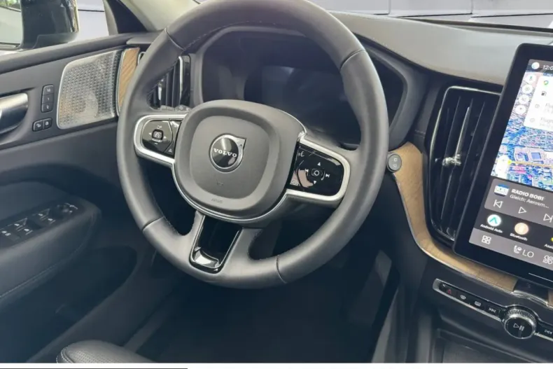 Volvo XC60 din 2025 cu 21.315 km - oferta VOL229449 - foto 8