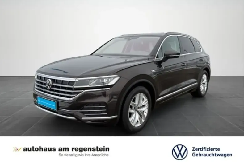 Volkswagen Touareg din 2023 cu 48.399 km - oferta VOL229462 - foto 1