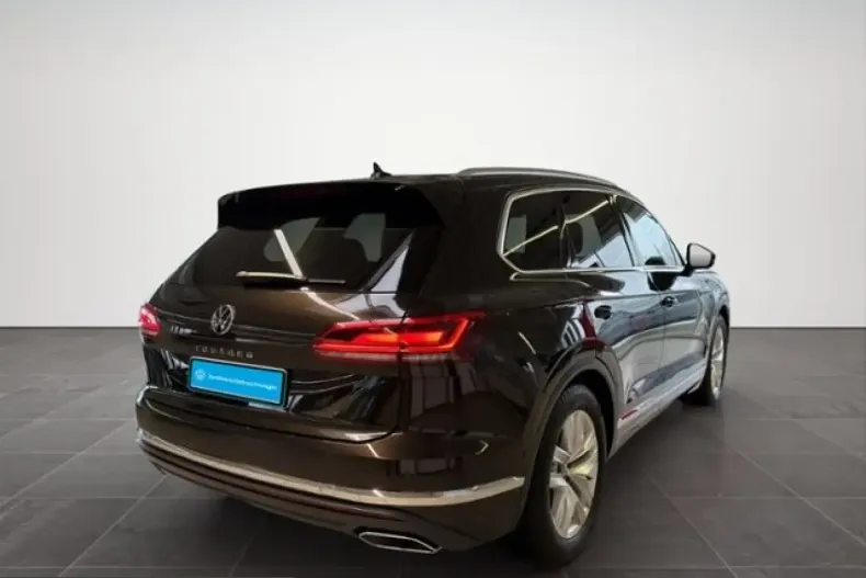 Volkswagen Touareg din 2023 cu 48.399 km - oferta VOL229462 - foto 7