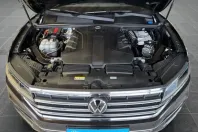 Volkswagen Touareg din 2023 cu 48.399 km - oferta VOL229462 - foto 22
