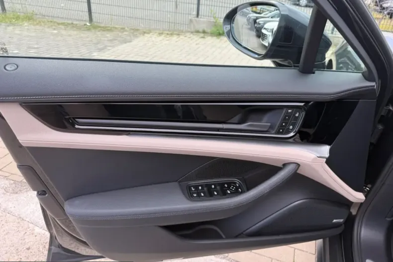 Porsche Panamera din 2025 cu 13.000 km - oferta POR229466 - foto 14