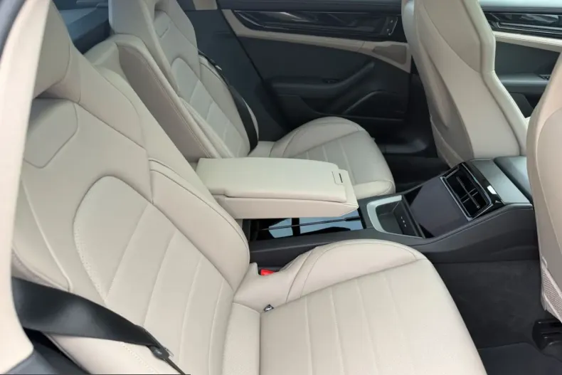 Porsche Panamera din 2025 cu 13.000 km - oferta POR229466 - foto 25