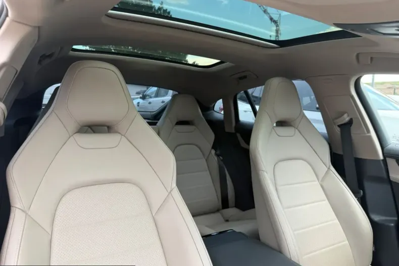 Porsche Panamera din 2025 cu 13.000 km - oferta POR229466 - foto 36