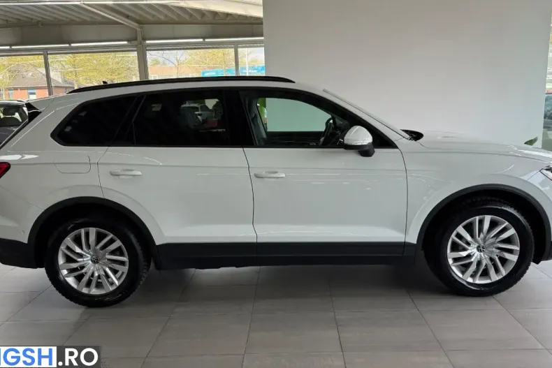Volkswagen Touareg din 2025 cu 27.500 km - oferta VOL229469 - foto 2