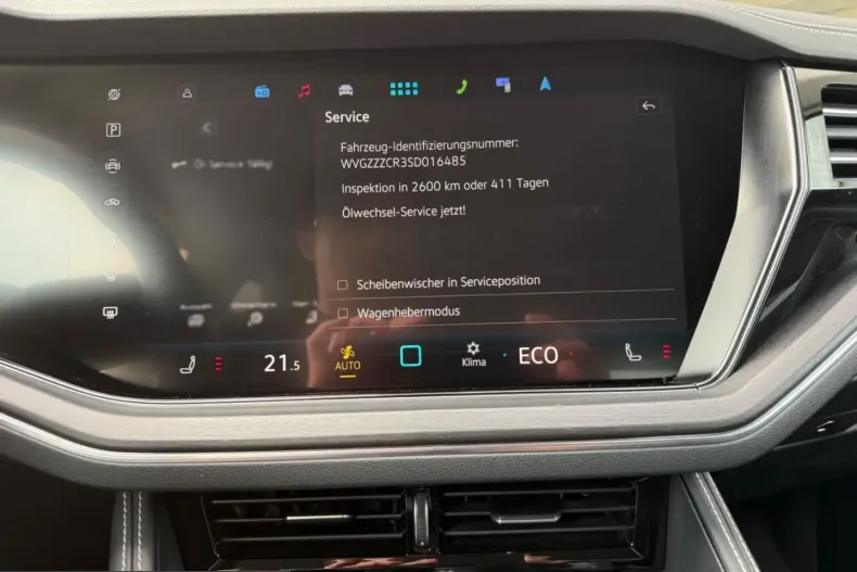Volkswagen Touareg din 2025 cu 27.500 km - oferta VOL229469 - foto 24