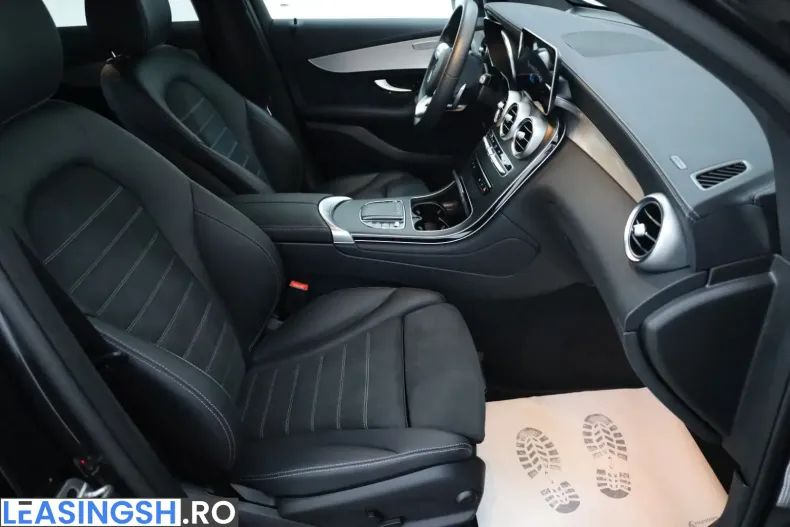 Mercedes-Benz GLC 300 (Clasa GLC) din 2023 cu 29.590 km - oferta MER229470 - foto 5