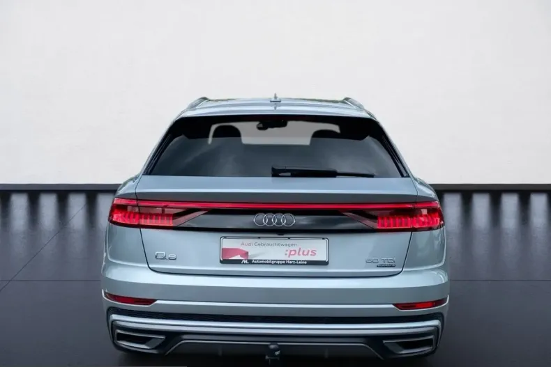 Audi Q8 din 2023 cu 77.309 km - oferta AUD229477 - foto 4