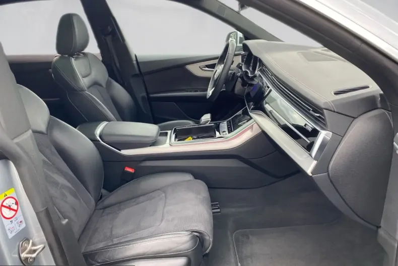 Audi Q8 din 2023 cu 77.309 km - oferta AUD229477 - foto 9